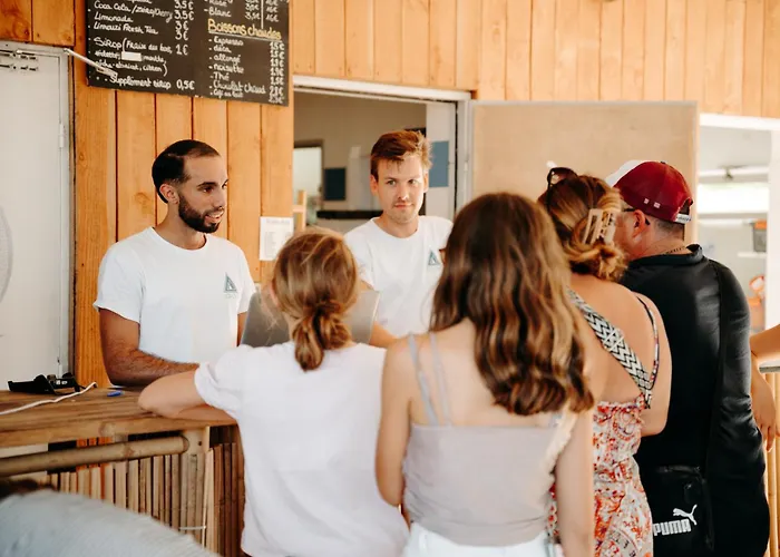 Luxusní stan Lodg'ing Nature Camp Dordogne Lacave (Lot)