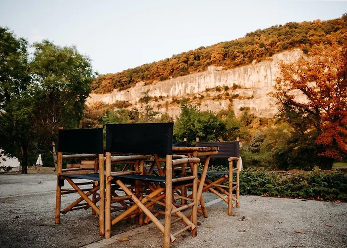 Luxusní stan Lodg'ing Nature Camp Dordogne