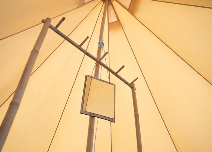 Lodg'ing Nature Camp Dordogne Lacave (Lot)