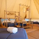 Lodg'ing Nature Camp Dordogne * Lacave (Lot)