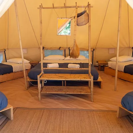 Lodg'ing Nature Camp Dordogne Lacave (Lot)