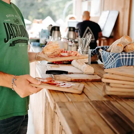 Lodg'ing Nature Camp Dordogne *