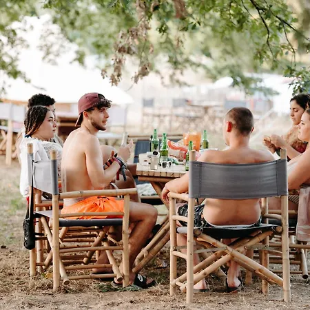 Lodg'ing Nature Camp Dordogne Lacave (Lot)