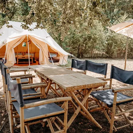 Lodg'ing Nature Camp Dordogne Lacave (Lot)