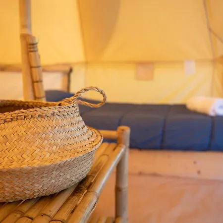 Lodg'ing Nature Camp Dordogne * Lacave (Lot)