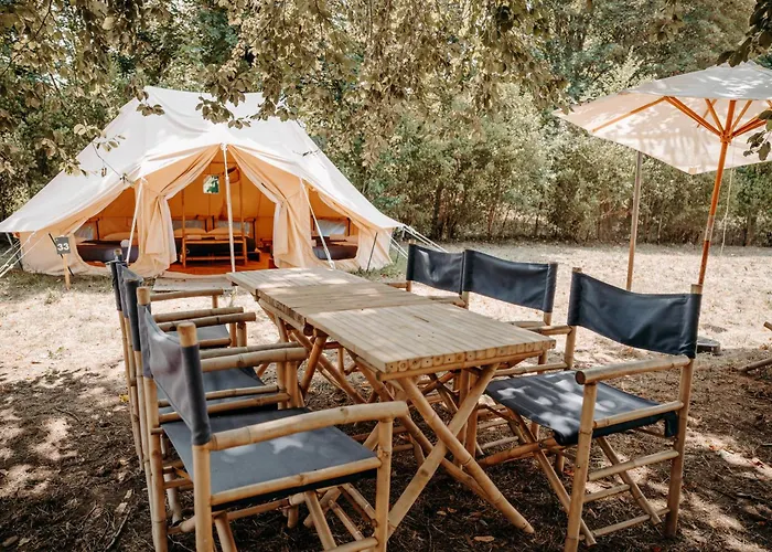 Lodg'ing Nature Camp Dordogne Lacave (Lot)