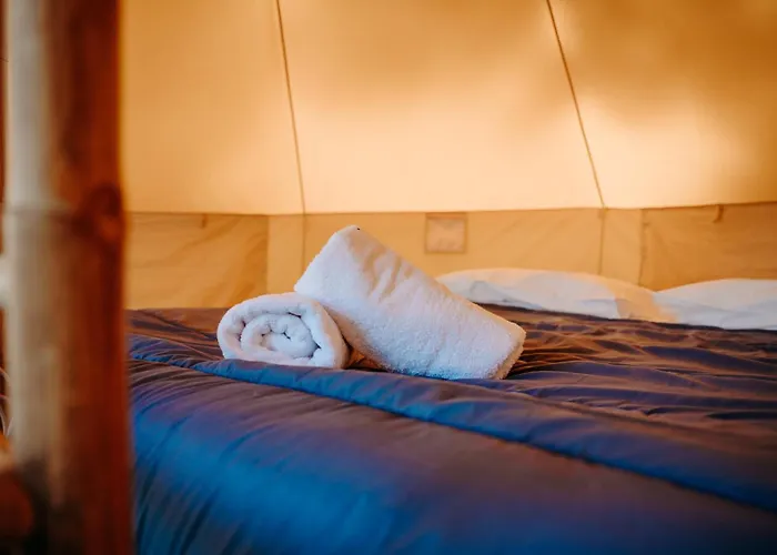 Οργανωμένο κάμπινγκ Lodg'ing Nature Camp Dordogne Lacave (Lot)